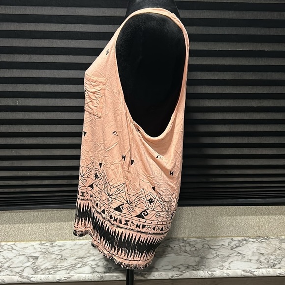 Volcom Women’s Pink with Black Print Super Soft Pocket Tank Top Size Large - Picture 2 of 9